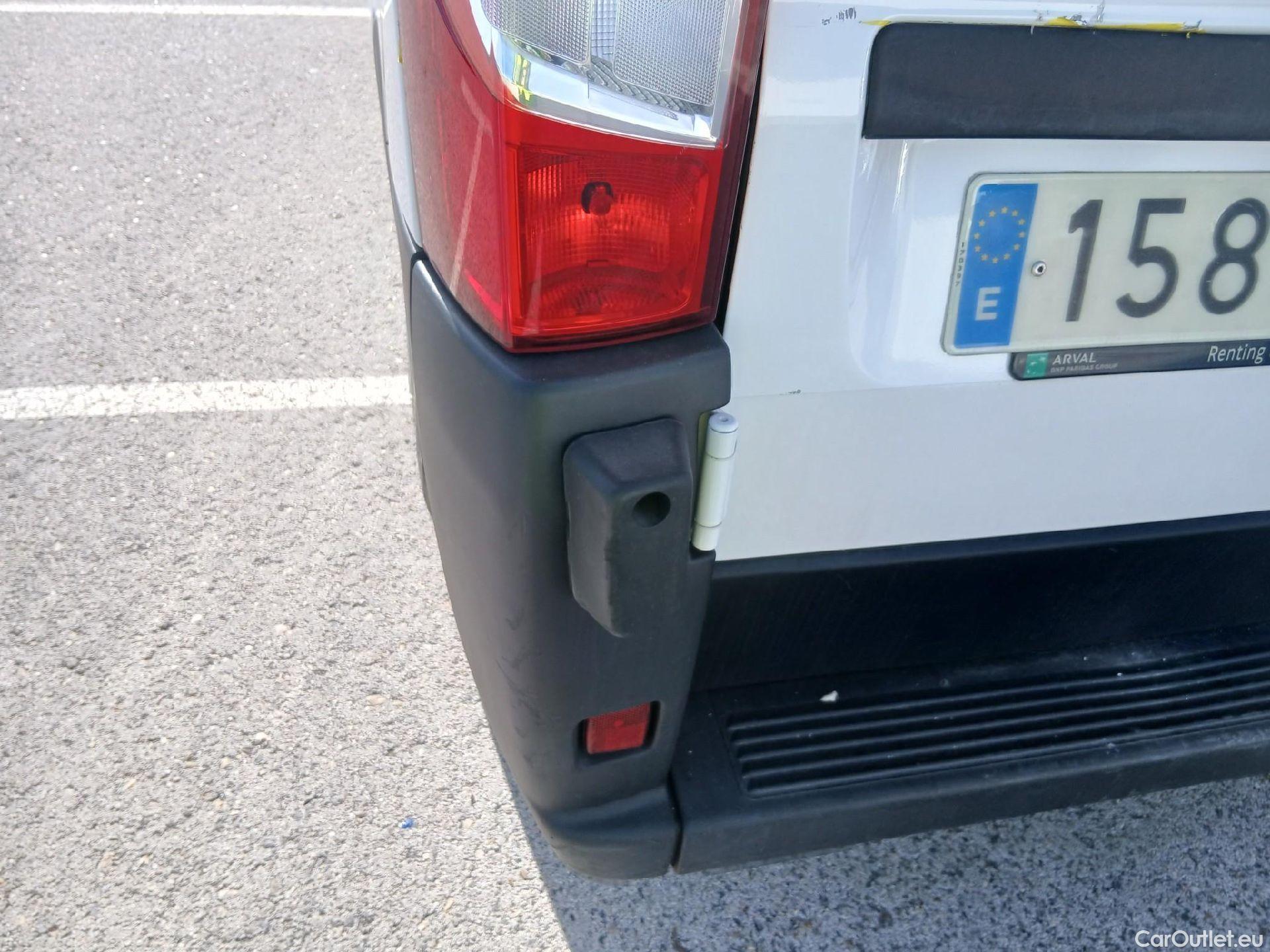  Opel  Movano OPEL  / 2021 / 4P / furgón Furgón Base L1H1 3.5T 2.2 BlueHDi 88kW #26