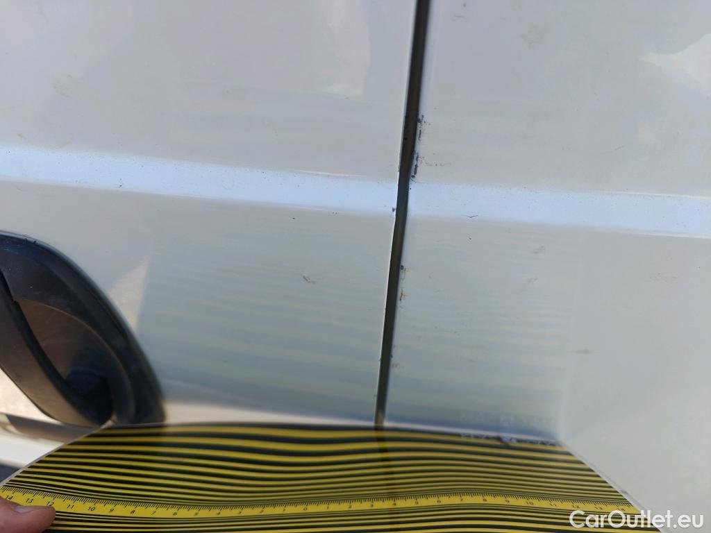  Peugeot  Bipper PEUGEOT  VU 4p 1G furgón derivado de 1.3 HDi 80cv #17