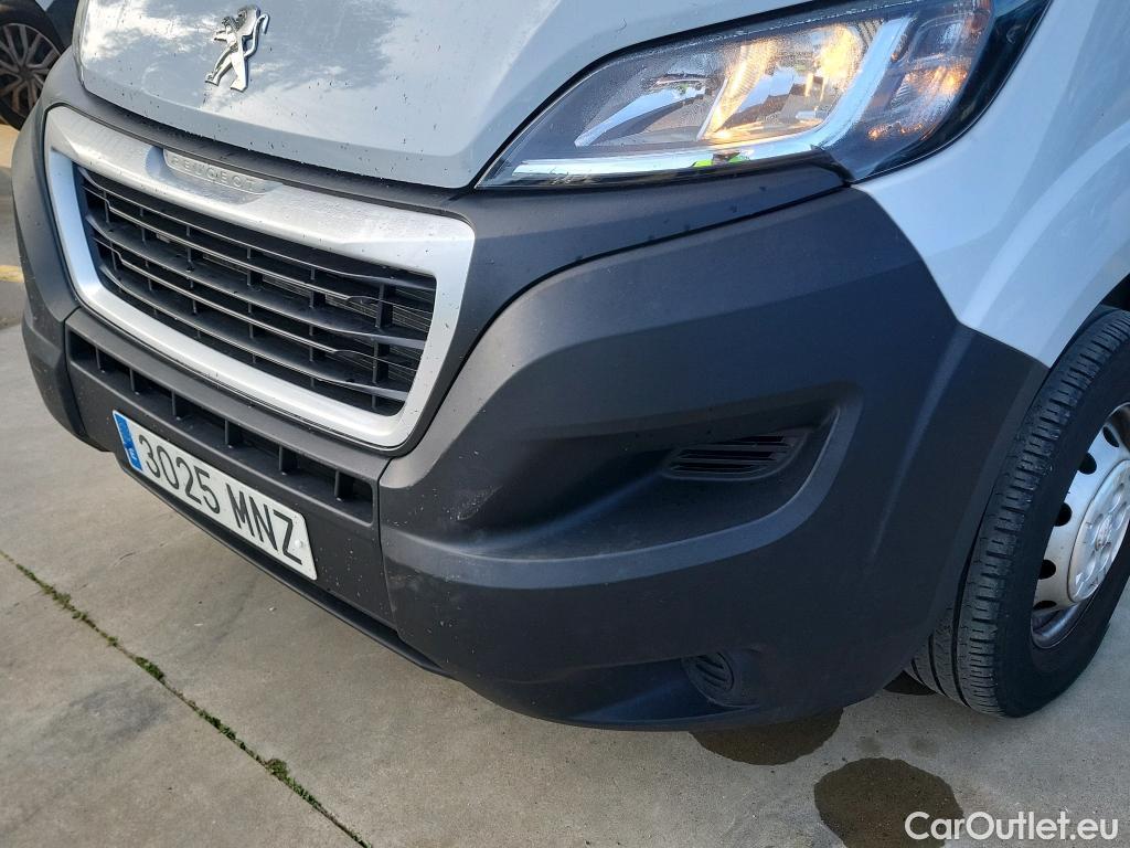  Peugeot  Boxer PEUGEOT  / 2014 / 4P / furgón 333 L2 H2 BHDI 88kW (120CV) S&S 6 V. M #25