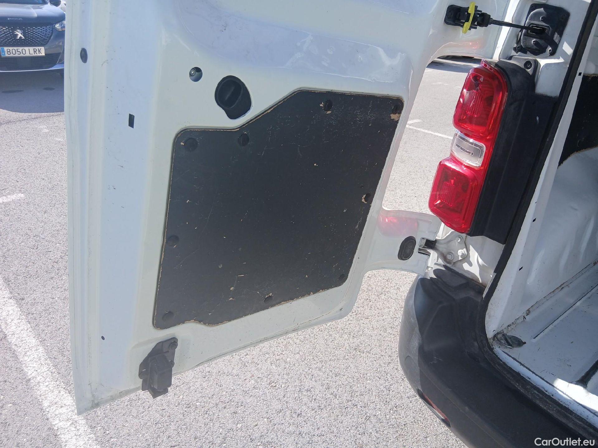  Peugeot  Expert PEUGEOT  / 2016 / 4P / furgón Furgón Pro 2.0 BlueHDi 120 S&S Standard (CX) #3