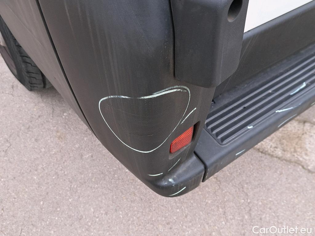  Peugeot  Boxer PEUGEOT  / 2014 / 4P / combi Combi 5/9 Pl 330 L1H1 BlueHDi 88KW (120) #18