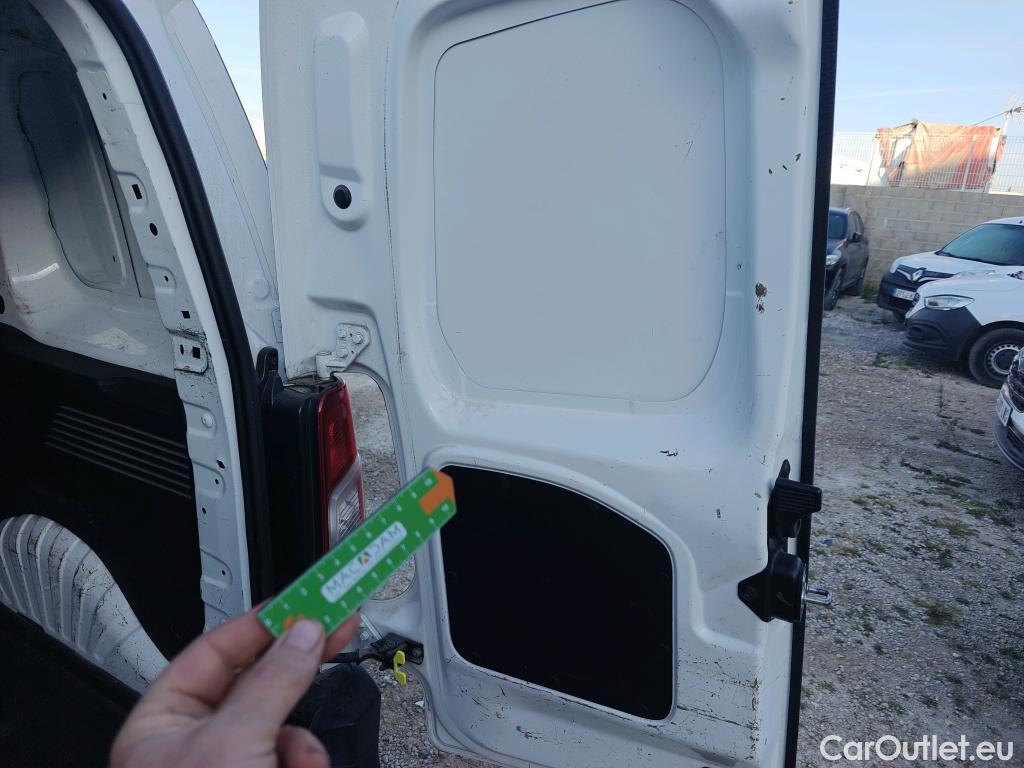  Peugeot  Partner PEUGEOT  / 2018 / 3P / furgón derivado de turismo Pro Standard 600kg BlueHDi 73kW (AC) #21