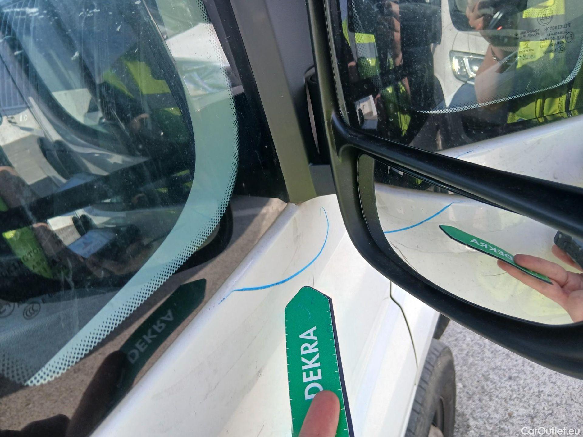  Opel  Movano OPEL  / 2021 / 4P / furgón Furgón Base L1H1 3.5T 2.2 BlueHDi 88kW #34