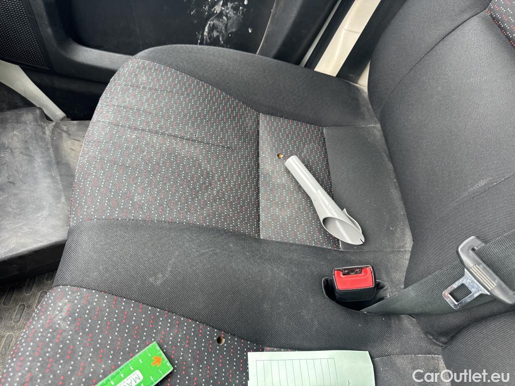  Peugeot  Boxer PEUGEOT  / 2014 / 4P / furgón Pack 335 L3 H2 BHDI 103kW (140CV) S&S #50