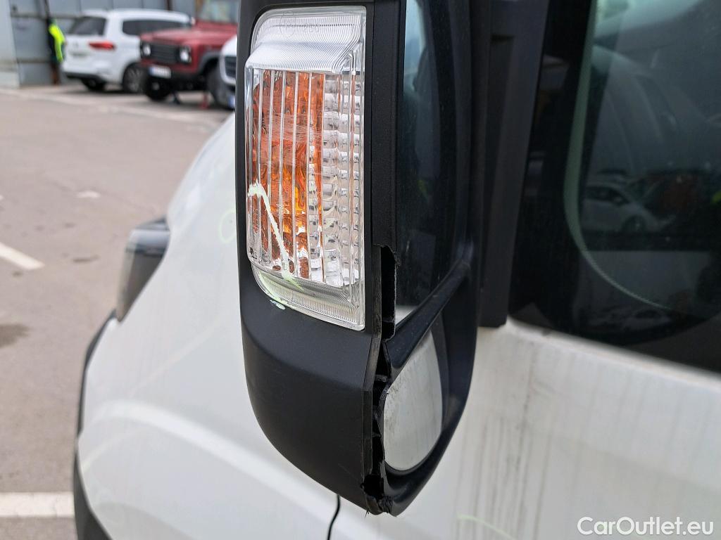  Peugeot  Boxer PEUGEOT  / 2014 / 4P / combi Combi 5/9 Pl 330 L1H1 BlueHDi 88KW (120) #11