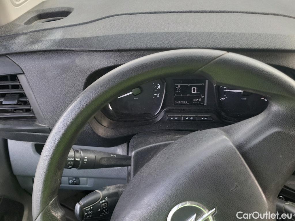  Opel  Vivaro OPEL  / 2019 / 4P / furgón 1.5 D 88kW (120CV) M Std Express M.P. DC #43