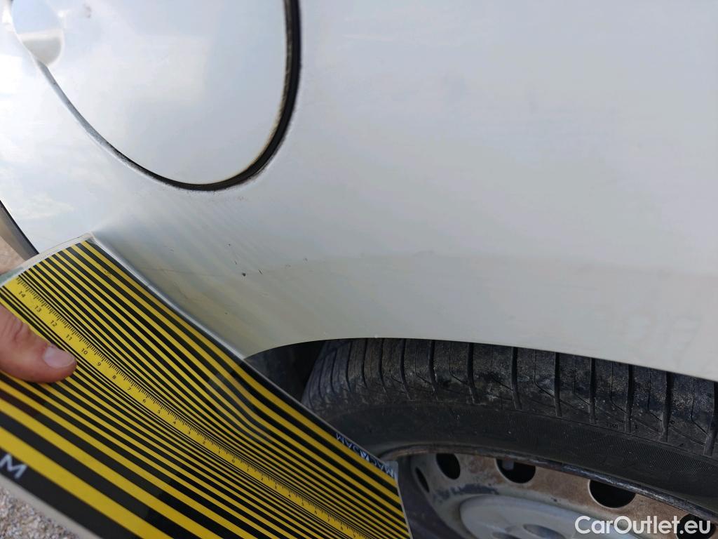  Peugeot  Bipper PEUGEOT  VU 4p 1G furgón derivado de 1.3 HDi 80cv #8