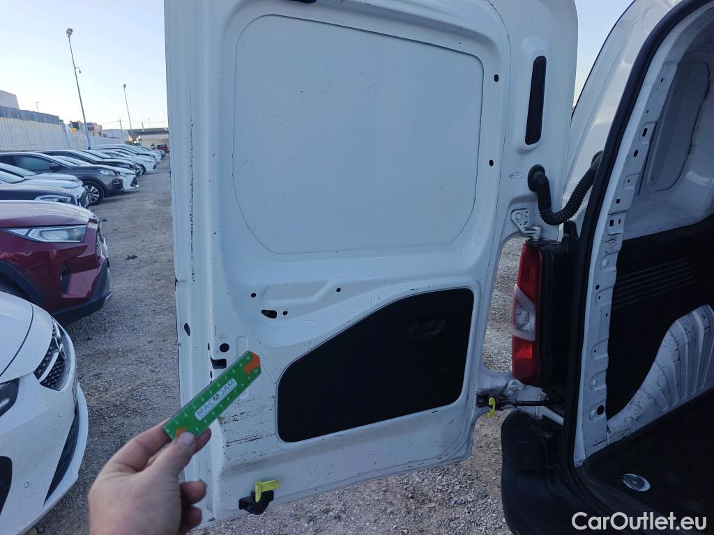  Peugeot  Partner PEUGEOT  / 2018 / 3P / furgón derivado de turismo Pro Standard 600kg BlueHDi 73kW (AC) #20