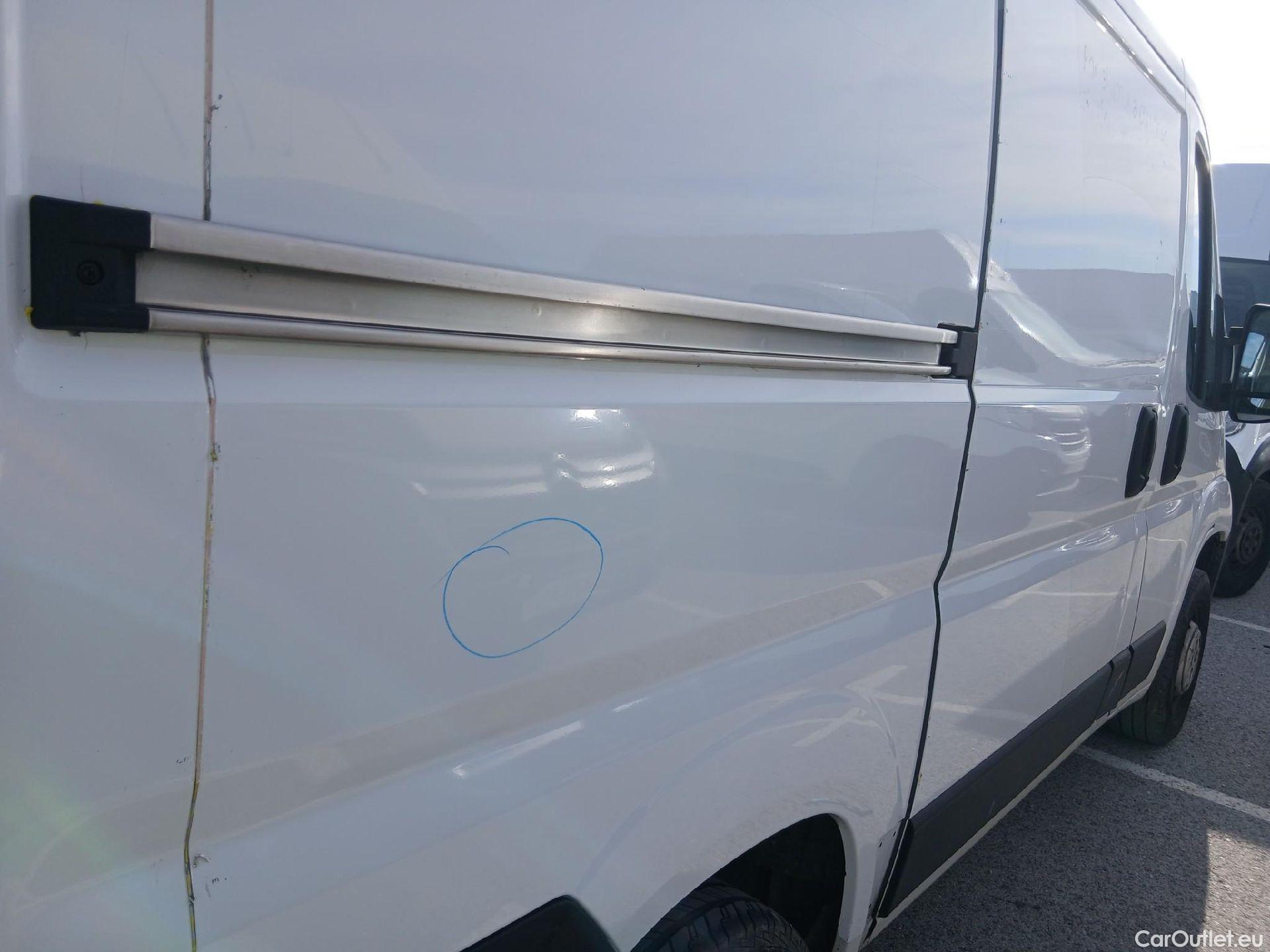  Opel  Movano OPEL  / 2021 / 4P / furgón Furgón Base L1H1 3.5T 2.2 BlueHDi 88kW #29