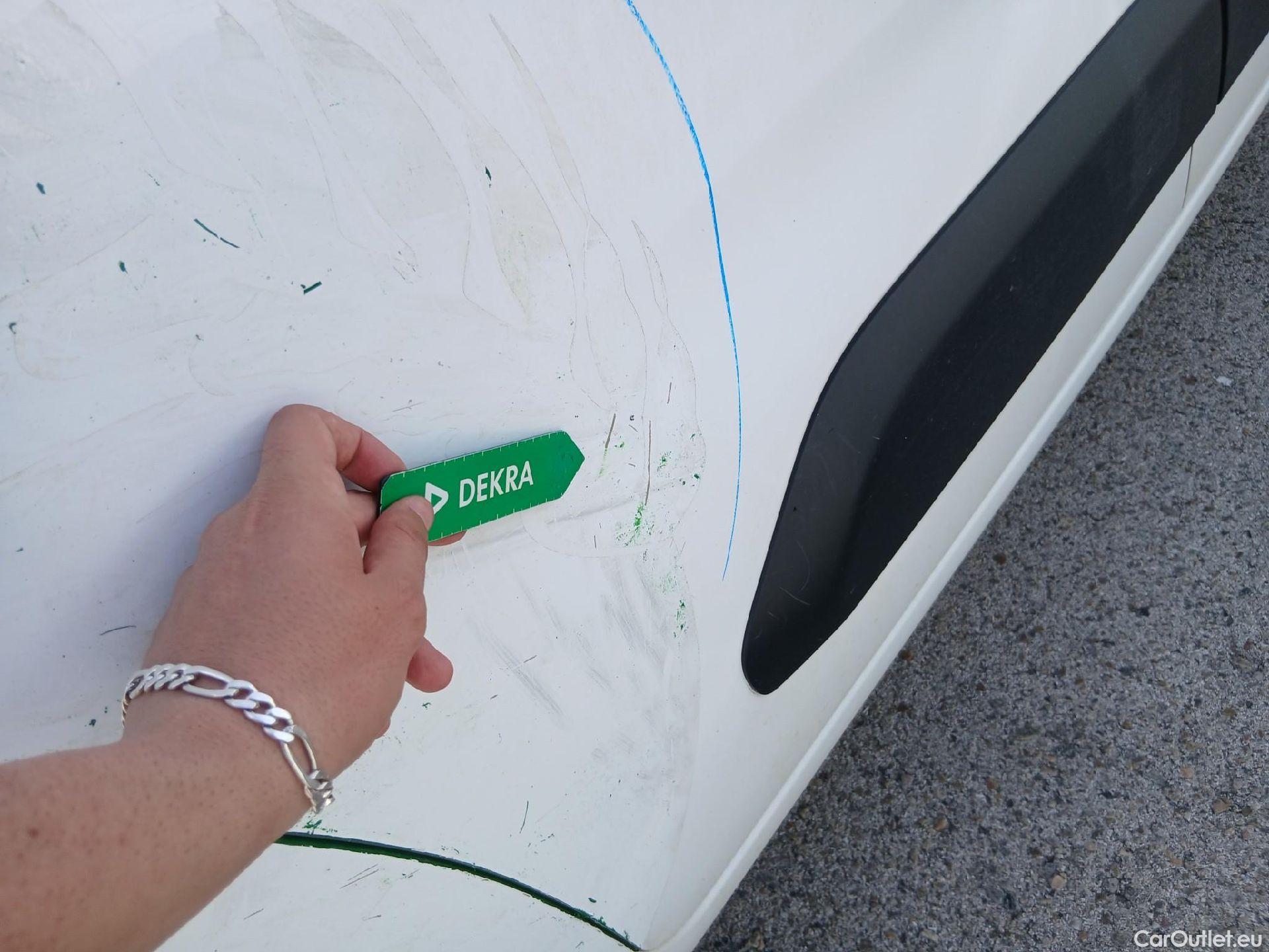  Peugeot  Partner PEUGEOT  / 2018 / 4P / furgón derivado de turismo Premium Standard 600kg BlueHDi 73kW (AC) #19