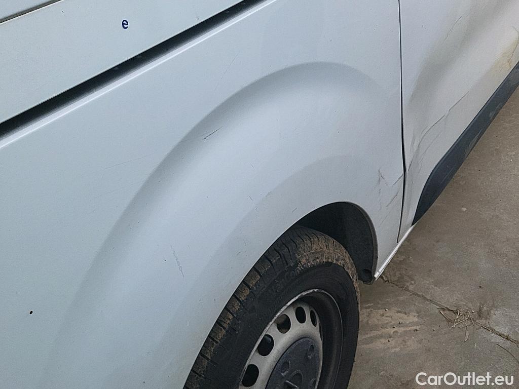  Opel  Vivaro OPEL  / 2019 / 4P / furgón 1.5 D 88kW (120CV) M Std Express M.P. DC #13