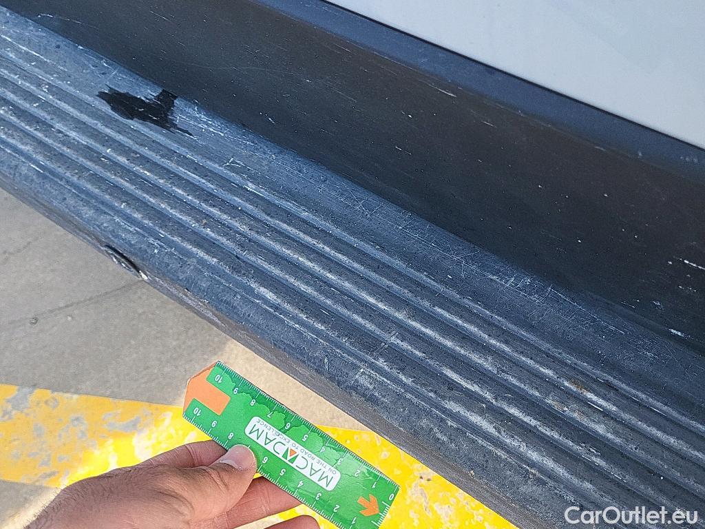  Peugeot  Boxer PEUGEOT  / 2014 / 4P / furgón 333 L2 H2 BHDI 88kW (120CV) S&S 6 V. M #24