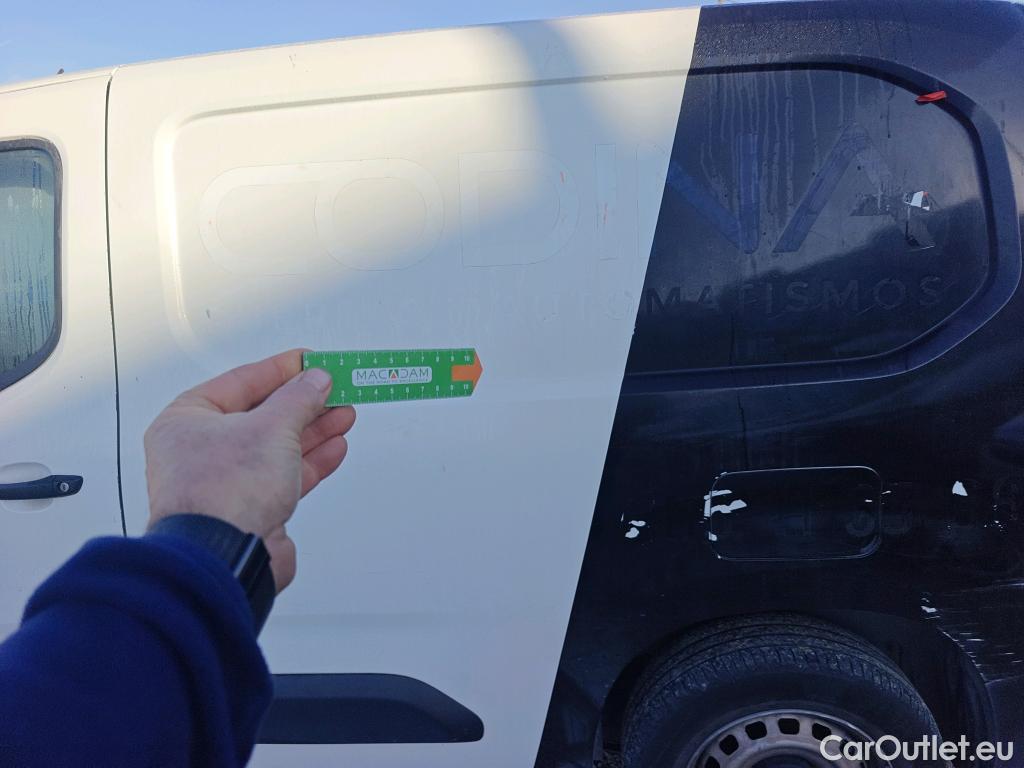  Peugeot  Partner PEUGEOT  / 2018 / 3P / furgón derivado de turismo Pro Standard 600kg BlueHDi 73kW (AC) #9