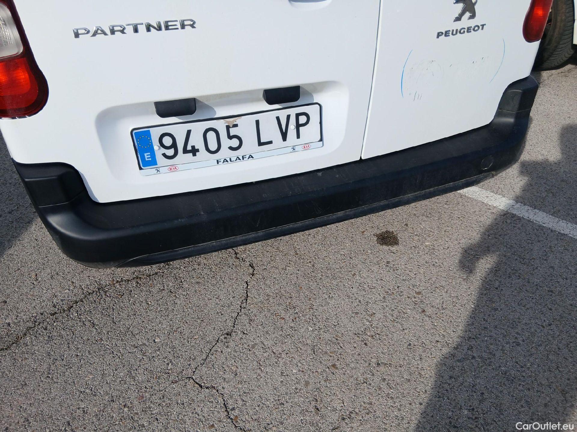  Peugeot  Partner PEUGEOT  / 2018 / 4P / furgón derivado de turismo Premium Standard 600kg BlueHDi 73kW (AC) #15