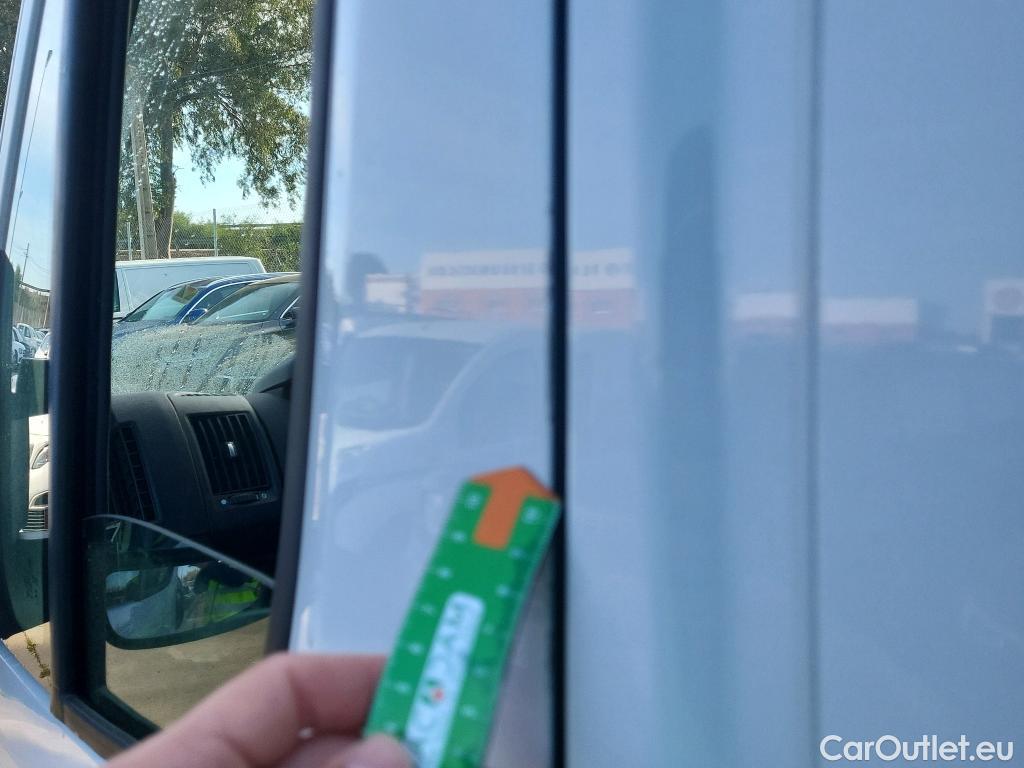  Peugeot  Boxer PEUGEOT  / 2014 / 4P / furgón 333 L2 H2 BHDI 88kW (120CV) S&S 6 V. M #22