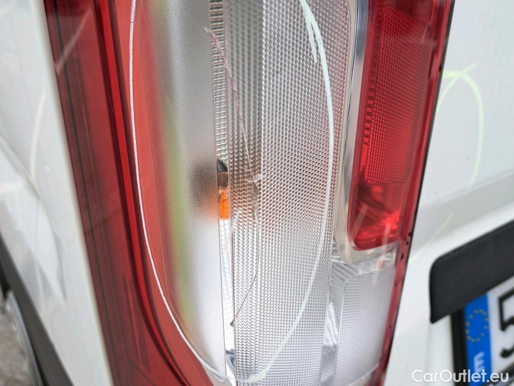  Peugeot  Boxer PEUGEOT  / 2014 / 4P / combi Combi 5/9 Pl 330 L1H1 BlueHDi 88KW (120) #8