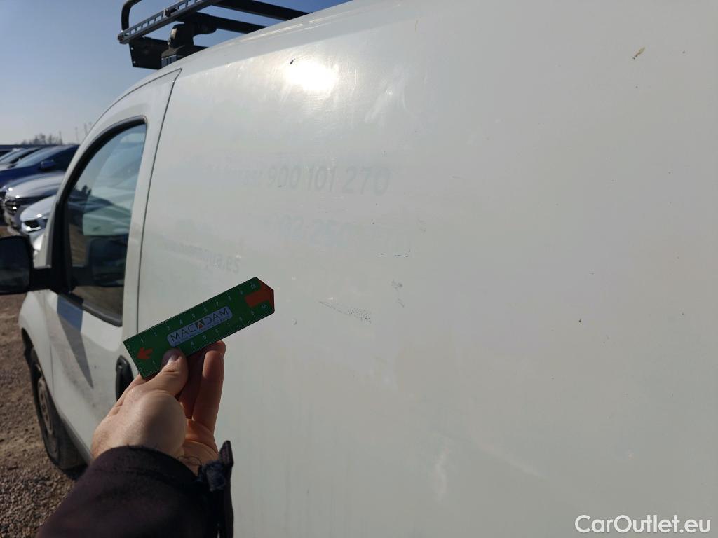  Peugeot  Bipper PEUGEOT  VU 4p 1G furgón derivado de 1.3 HDi 80cv #28