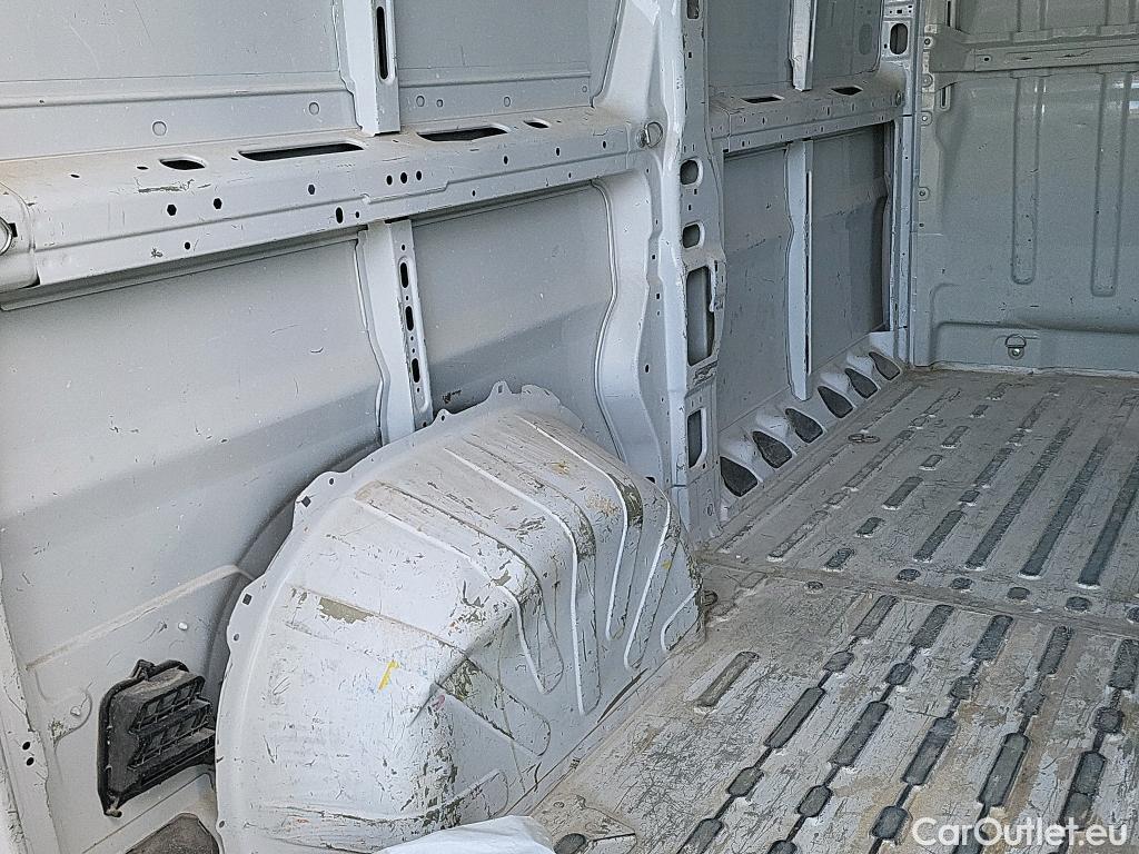  Peugeot  Boxer PEUGEOT  / 2014 / 4P / furgón 333 L2 H2 BHDI 88kW (120CV) S&S 6 V. M #7