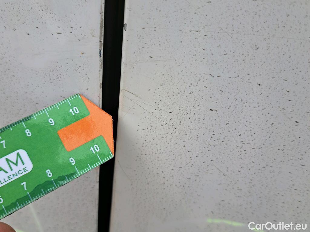  Peugeot  Boxer PEUGEOT  / 2014 / 4P / combi Combi 5/9 Pl 330 L1H1 BlueHDi 88KW (120) #52