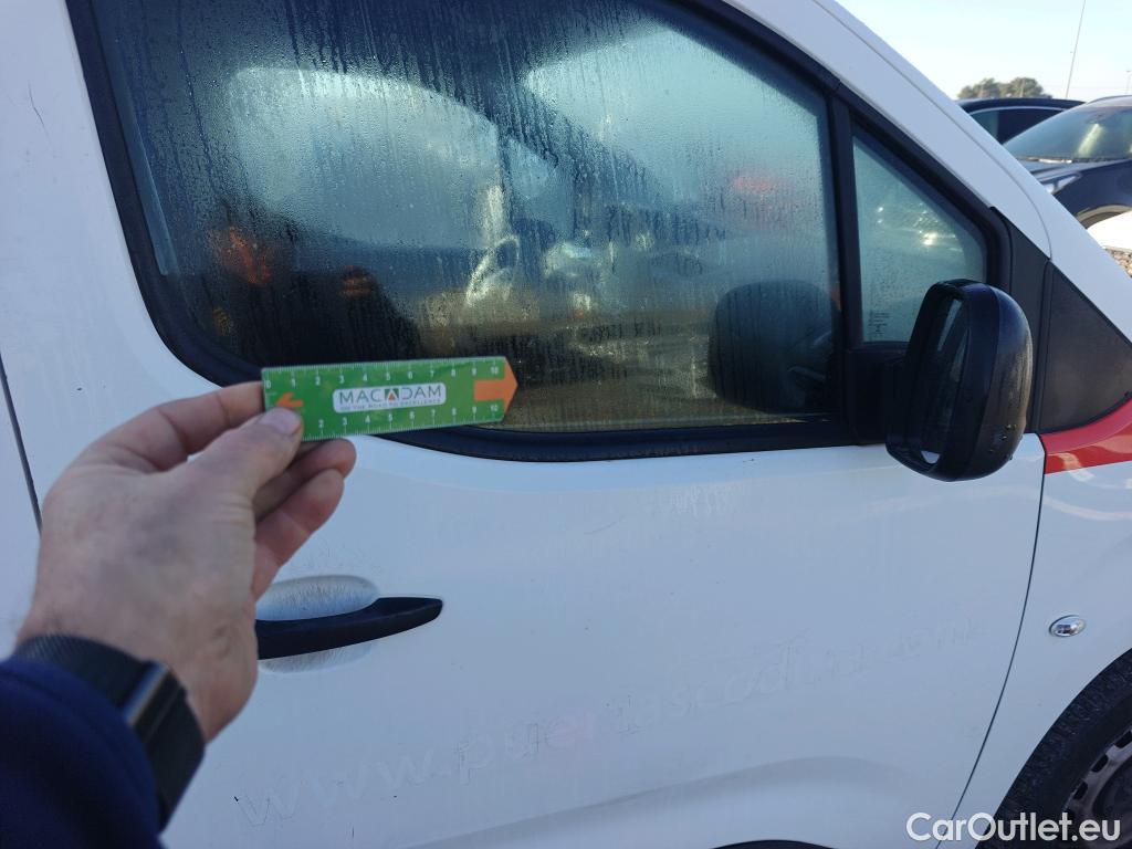  Peugeot  Partner PEUGEOT  / 2018 / 3P / furgón derivado de turismo Pro Standard 600kg BlueHDi 73kW (AC) #40