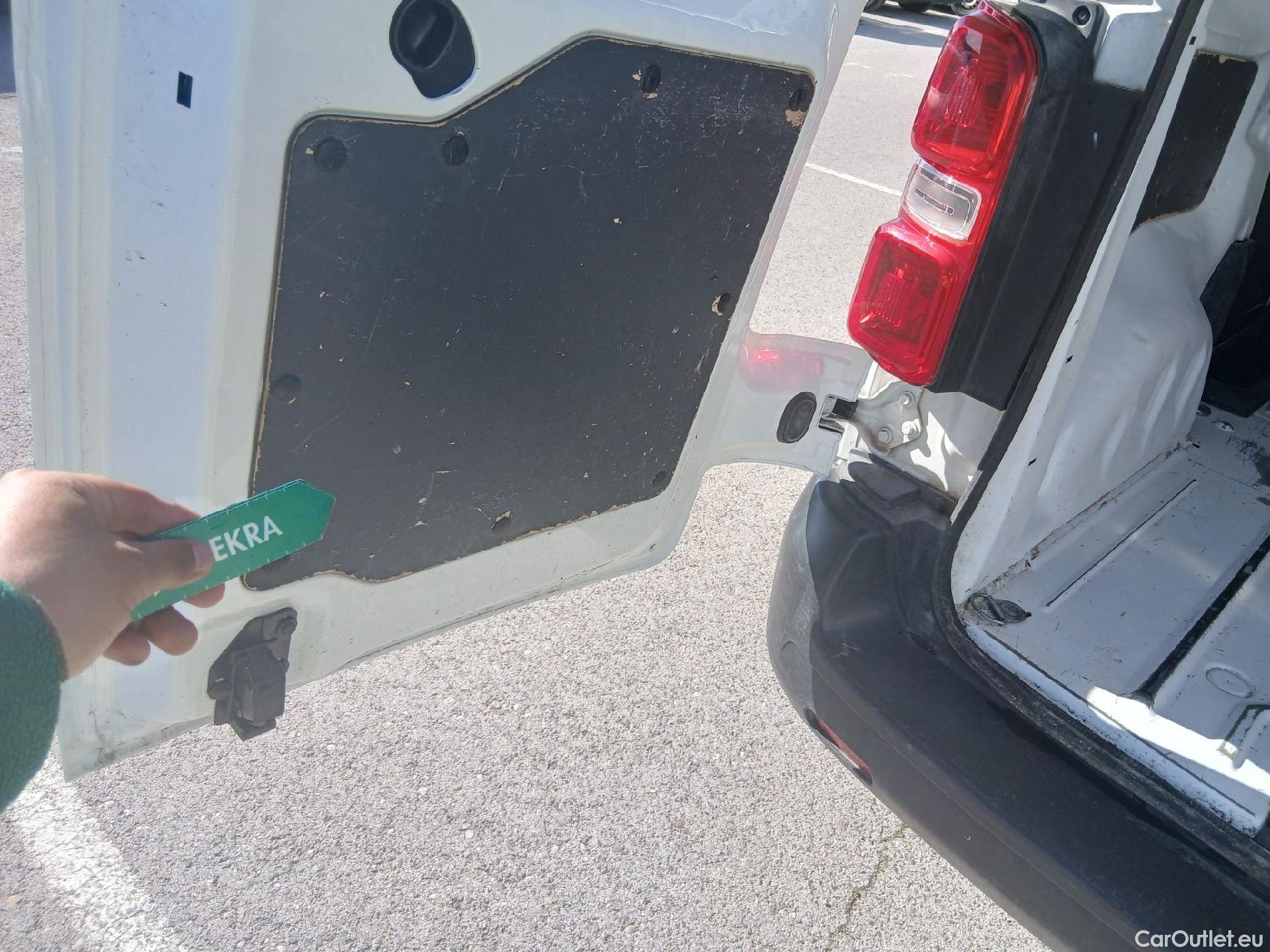  Peugeot  Expert PEUGEOT  / 2016 / 4P / furgón Furgón Pro 2.0 BlueHDi 120 S&S Standard (CX) #4