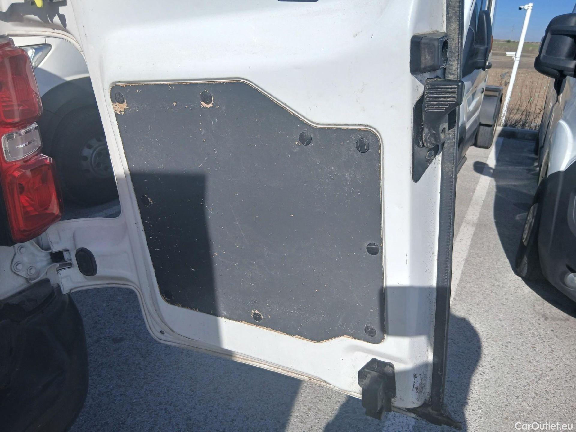  Peugeot  Expert PEUGEOT  / 2016 / 4P / furgón Furgón Pro 2.0 BlueHDi 120 S&S Standard (CX) #5