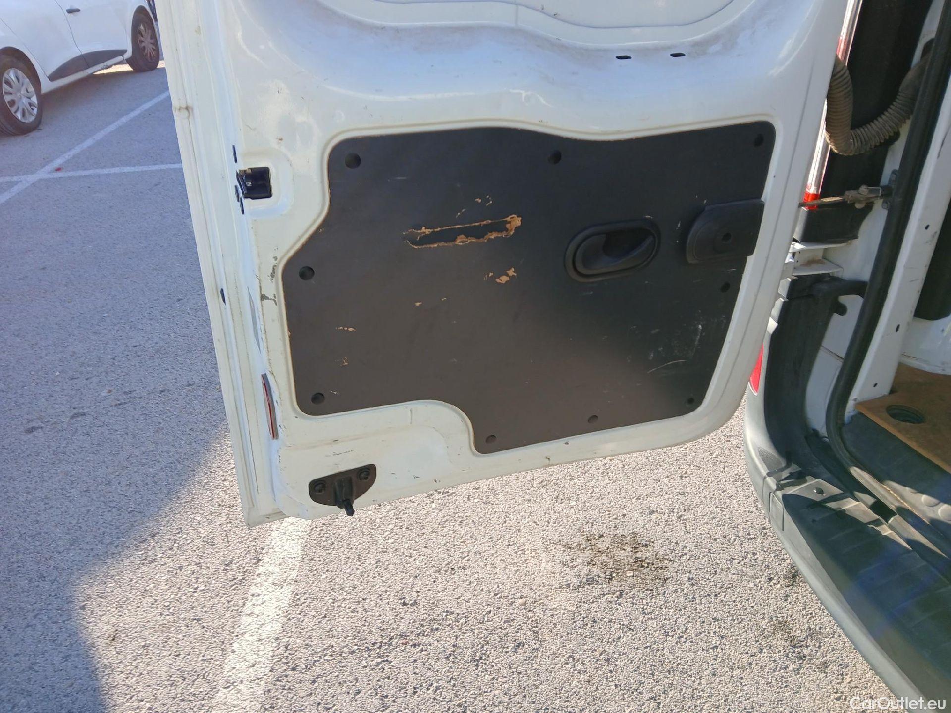  Renault  Kangoo RENAULT  Furgón/2013/3P/furgón derivado de turismo Profesional dCi 66 kW (90 CV) #4