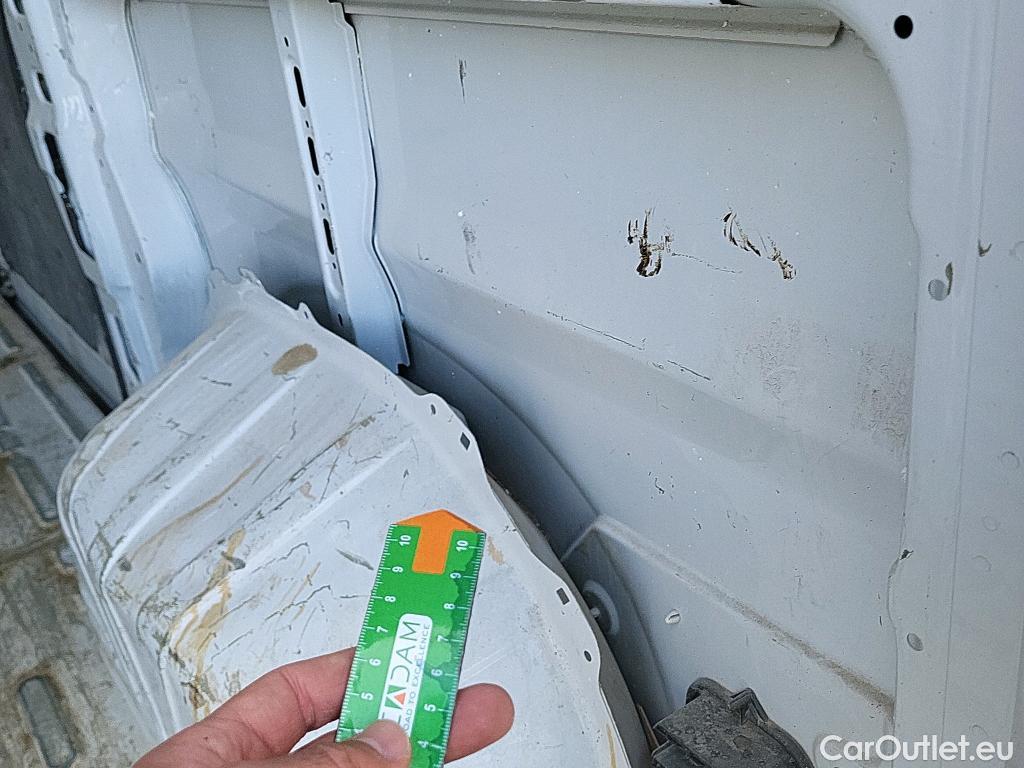  Peugeot  Boxer PEUGEOT  / 2014 / 4P / furgón 333 L2 H2 BHDI 88kW (120CV) S&S 6 V. M #20