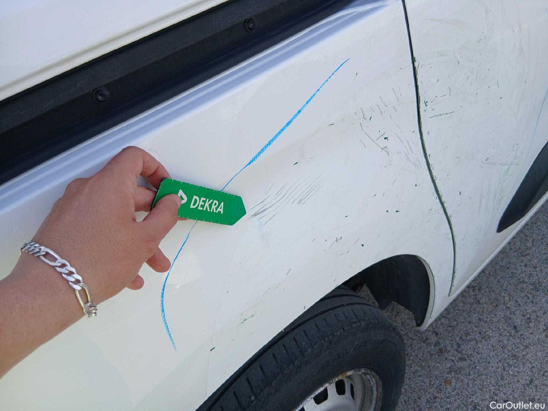  Peugeot  Partner PEUGEOT  / 2018 / 4P / furgón derivado de turismo Premium Standard 600kg BlueHDi 73kW (AC) #16