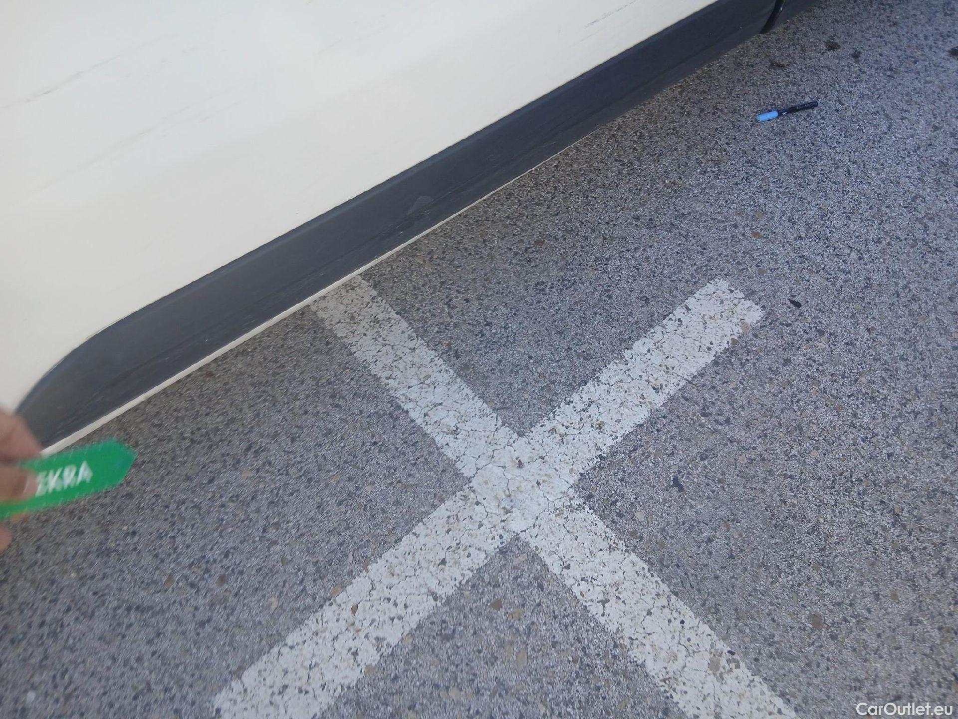  Peugeot  Expert PEUGEOT  / 2016 / 4P / furgón Furgón Pro 2.0 BlueHDi 120 S&S Standard (CX) #38