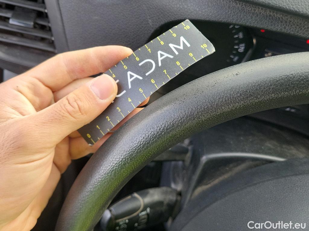  Opel  Vivaro OPEL  / 2019 / 4P / furgón 1.5 D 88kW (120CV) M Std Express M.P. DC #44