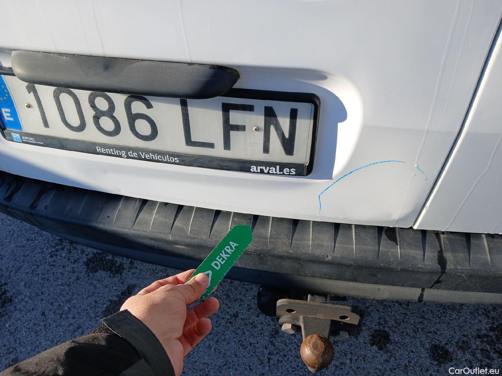  Renault  Kangoo RENAULT  Furgón/2013/3P/furgón derivado de turismo Profesional dCi 66 kW (90 CV) #16