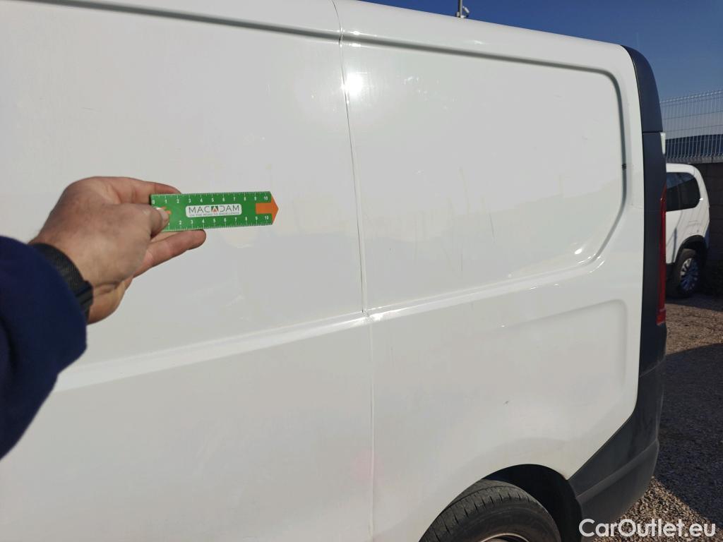  Renault  Trafic RENAULT  / 2021 / 4P / furgón Furgón L1H1 Blue dCi 96 Kw (130 CV) (AC2) #5