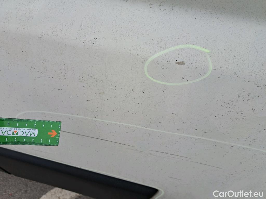  Peugeot  Boxer PEUGEOT  / 2014 / 4P / combi Combi 5/9 Pl 330 L1H1 BlueHDi 88KW (120) #33