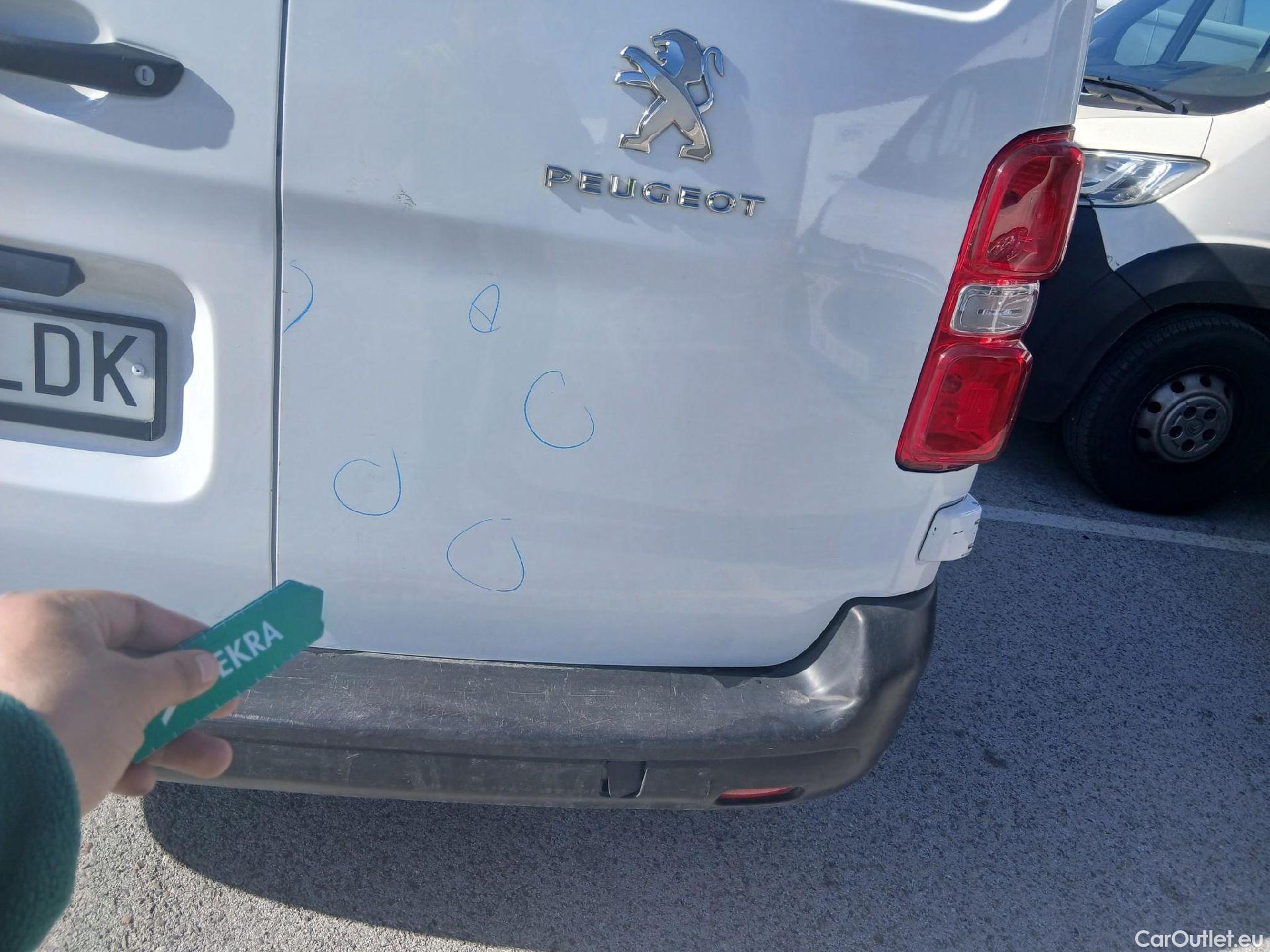  Peugeot  Expert PEUGEOT  / 2016 / 4P / furgón Furgón Pro 2.0 BlueHDi 120 S&S Standard (CX) #29