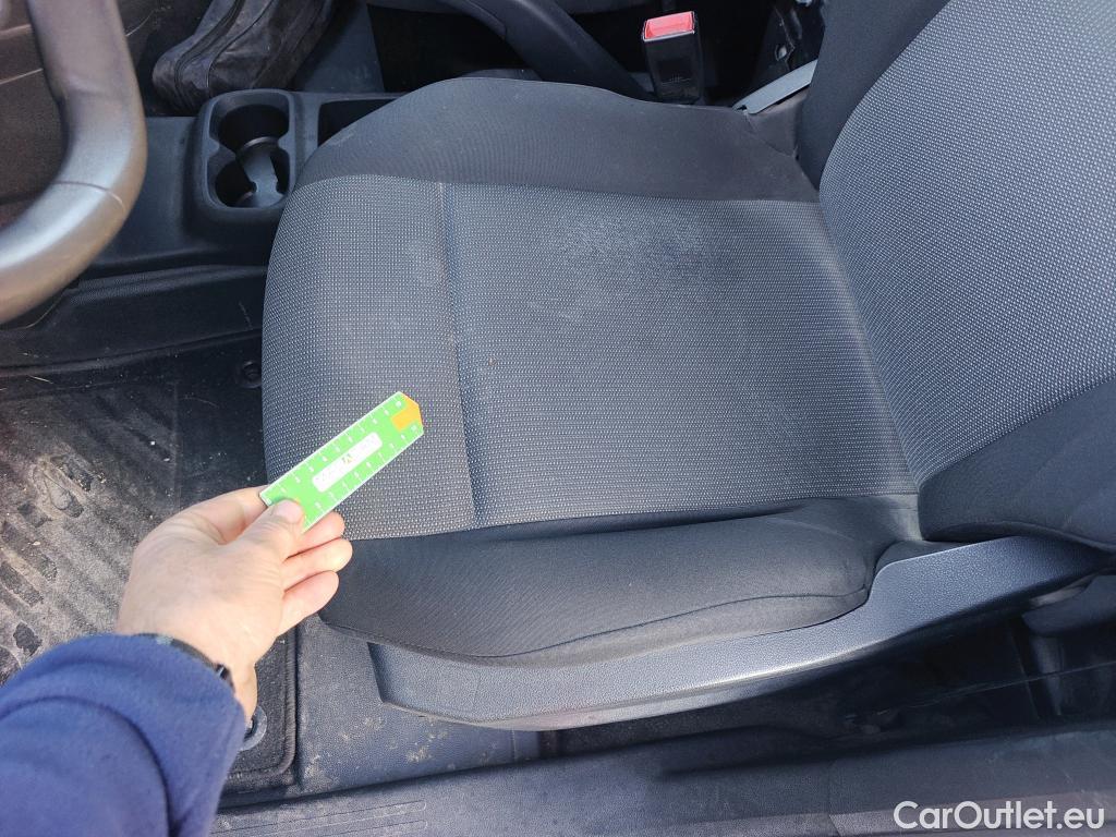  Peugeot  Partner PEUGEOT  / 2018 / 3P / furgón derivado de turismo Pro Standard 600kg BlueHDi 73kW (AC) #44