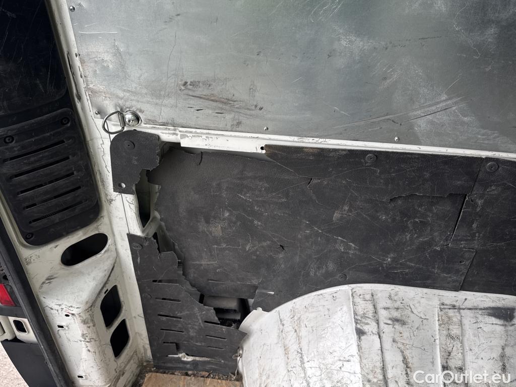  Peugeot  Boxer PEUGEOT  / 2014 / 4P / furgón Pack 335 L3 H2 BHDI 103kW (140CV) S&S #48