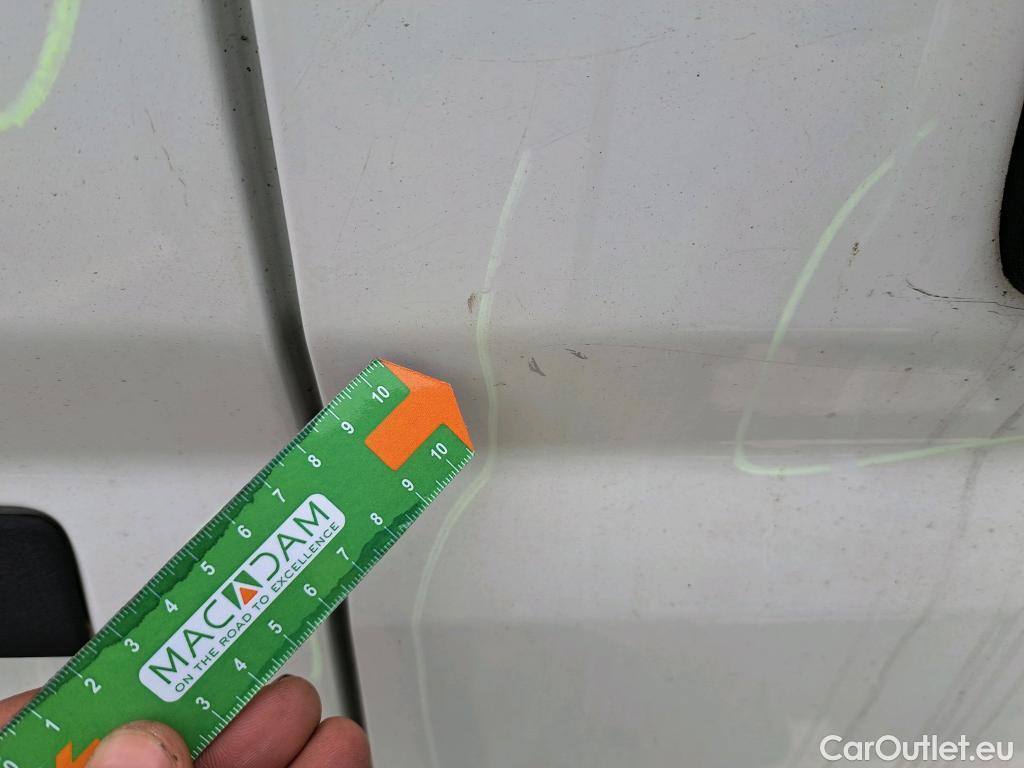  Peugeot  Boxer PEUGEOT  / 2014 / 4P / combi Combi 5/9 Pl 330 L1H1 BlueHDi 88KW (120) #26