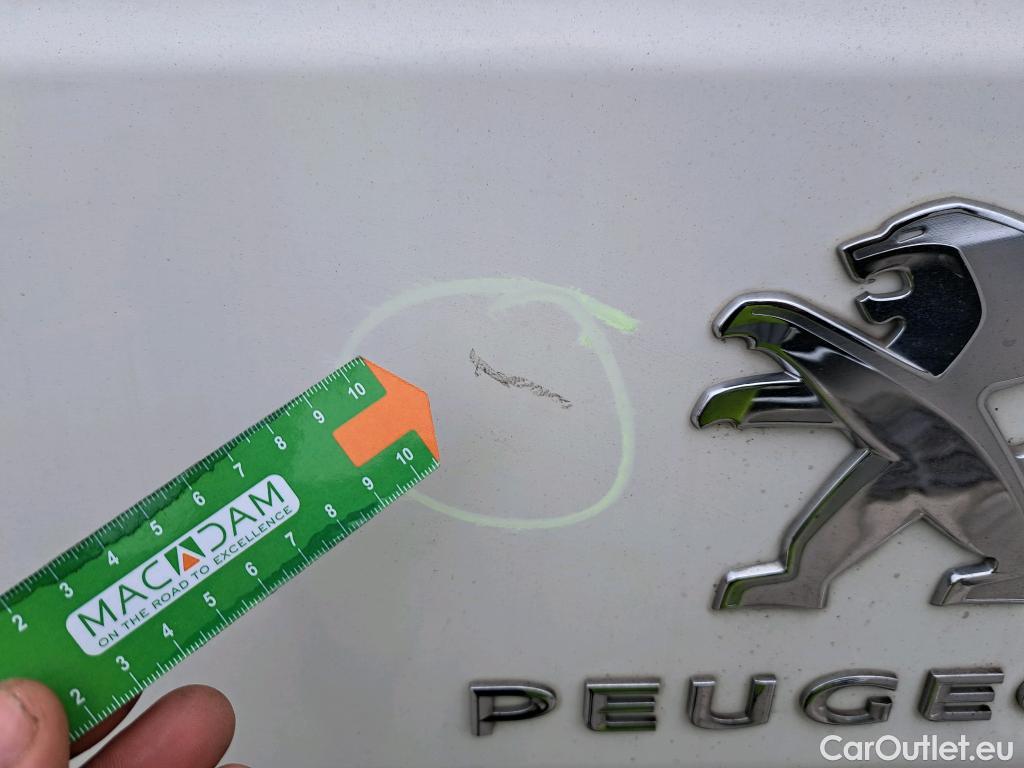  Peugeot  Boxer PEUGEOT  / 2014 / 4P / combi Combi 5/9 Pl 330 L1H1 BlueHDi 88KW (120) #28