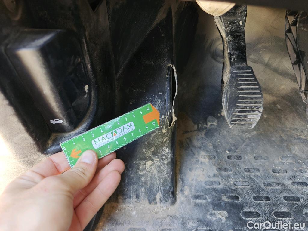  Peugeot  Bipper PEUGEOT  VU 4p 1G furgón derivado de 1.3 HDi 80cv #5