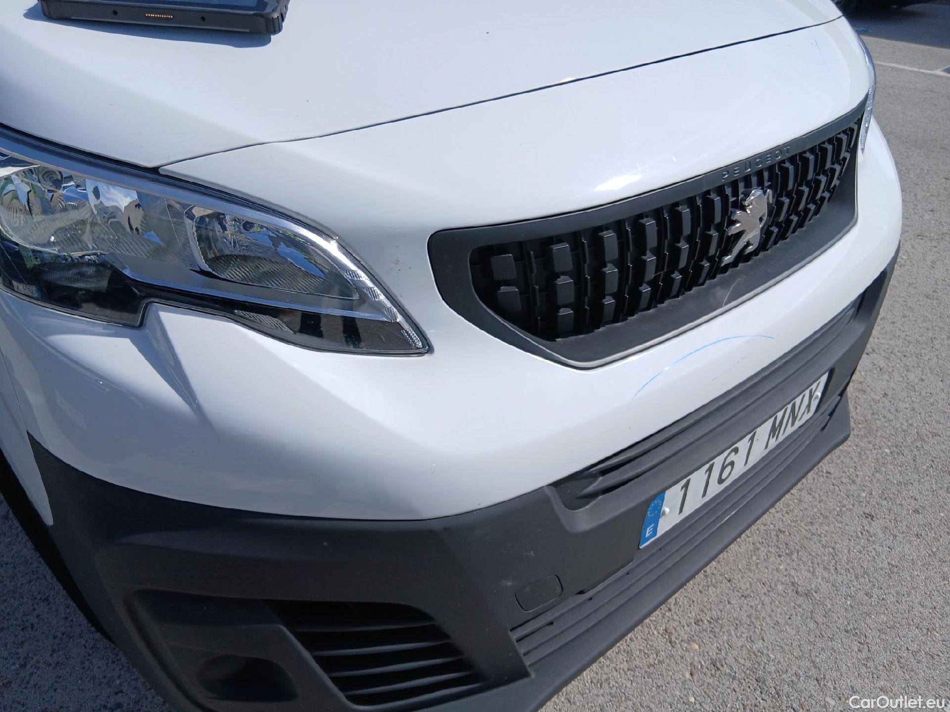  Peugeot  Expert  Furgón Pro Doble Cab Repliable Standard 1.5 HDI 120CV MT6 E6d #2