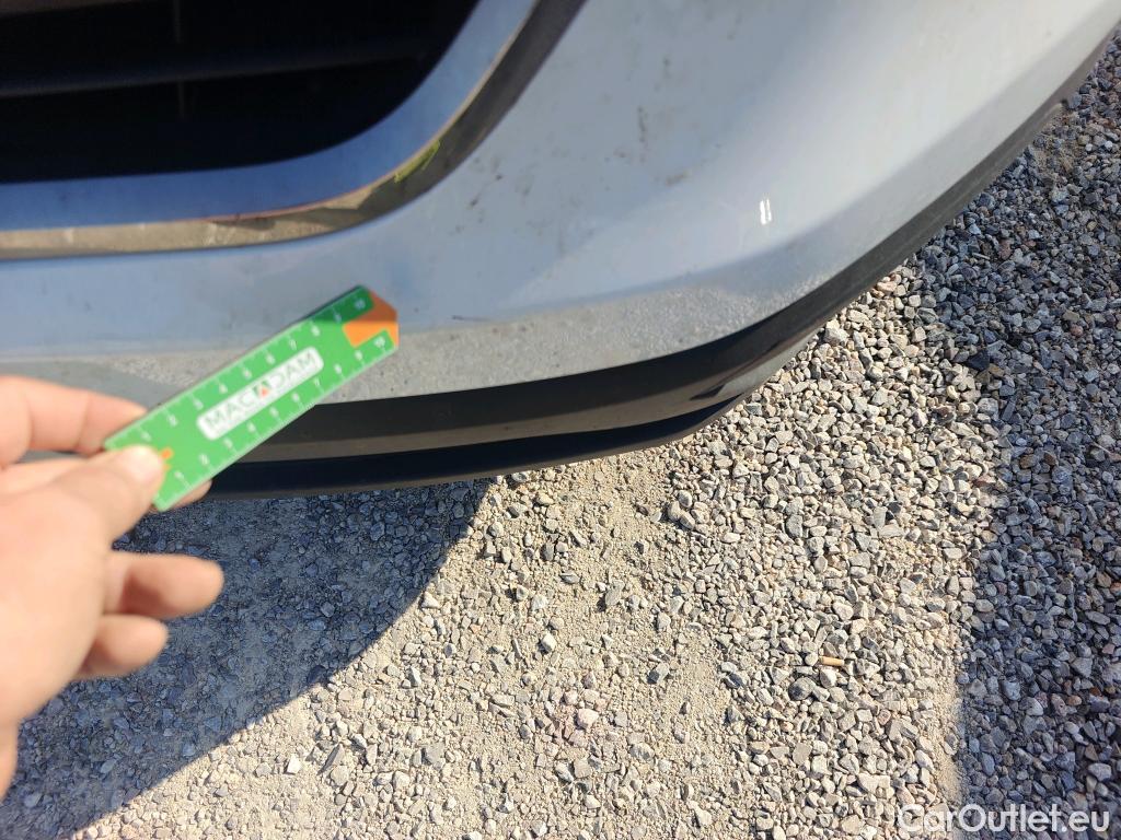  Renault  Trafic RENAULT  / 2021 / 4P / furgón Furgón L1H1 Blue dCi 96 Kw (130 CV) (AC2) #32