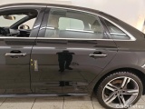 Audi  A4 Audi  Limousine 40 TFSI quattro S tr Business Edition 4d #37