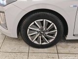  Hyundai   Ioniq Hyundai EV Premium 5d #30