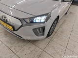  Hyundai   Ioniq Hyundai EV Premium 5d #43