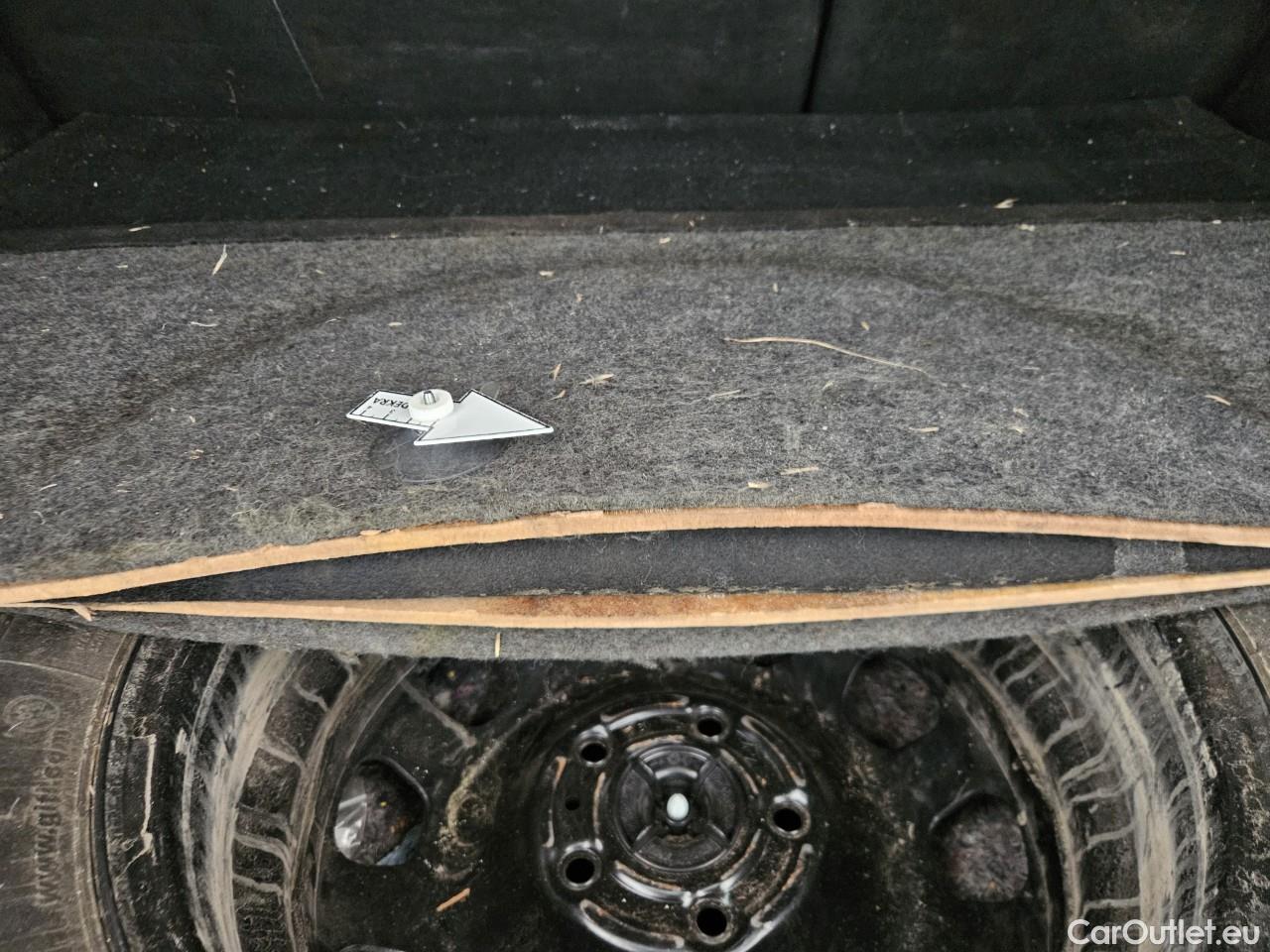  Dacia  Duster 1.5 Blue dCi 115CP Comfort 4WD #63