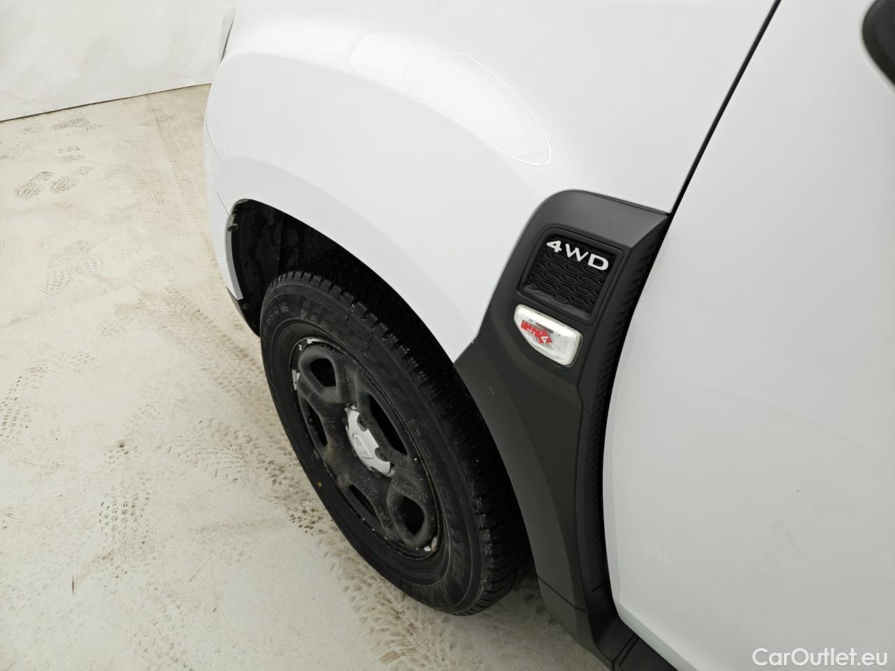  Dacia  Duster 1.5 Blue dCi 115CP Comfort 4WD #6