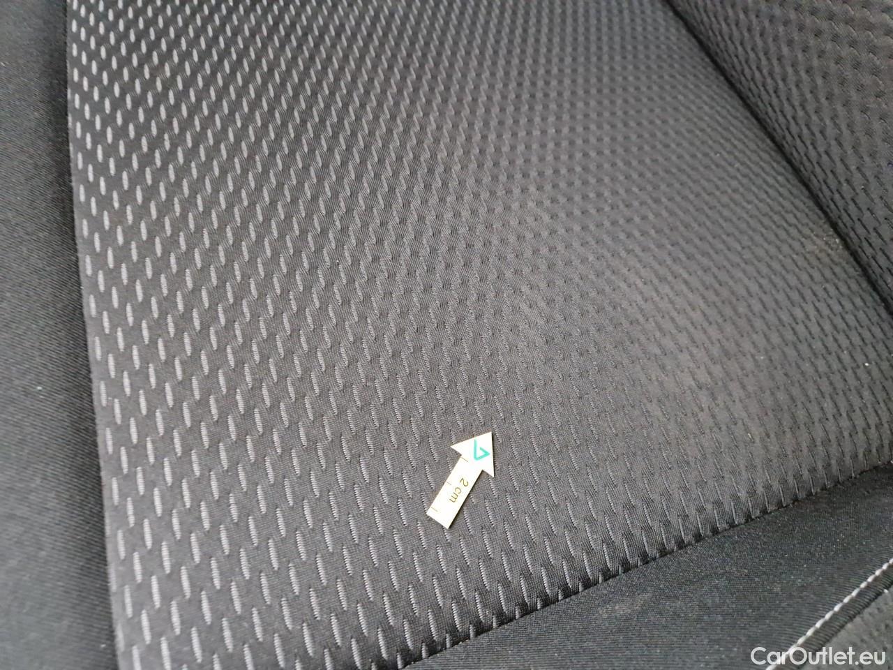  Dacia  Duster 1.5 Blue dCi 115CP Comfort 4WD #57