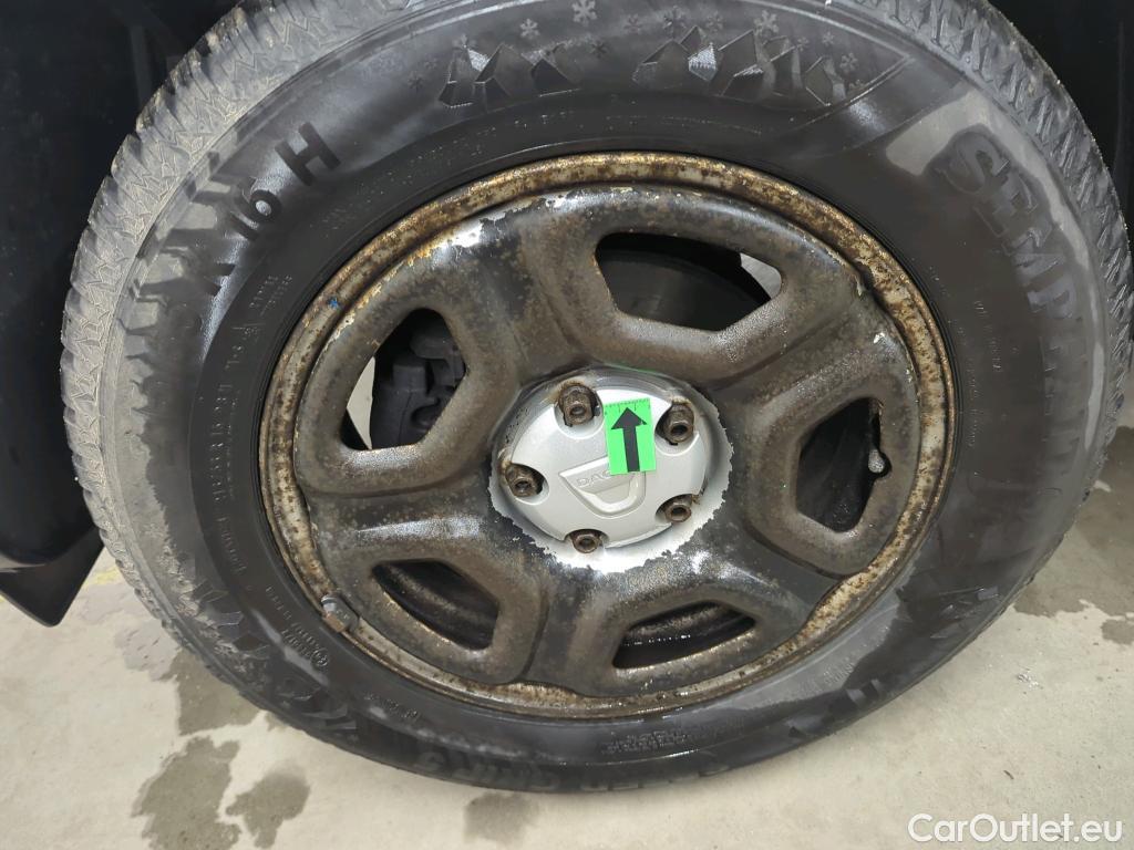  Dacia  Duster 1.5 Blue dCi 115CP Comfort 4WD #68