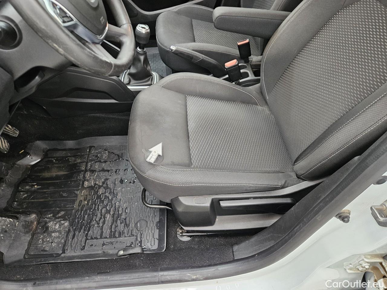  Dacia  Duster 1.5 Blue dCi 115CP Comfort 4WD #42